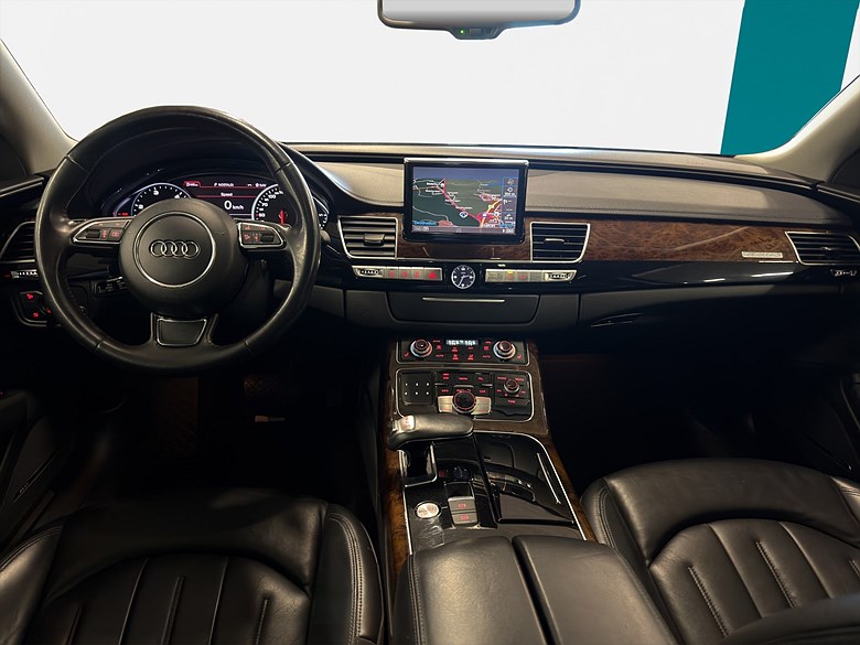 Audi A8 3.0 TDI quattro Luft, Läder, Värmare, Drag 2011, silver – bild 19 av 25, begagnad hos Niber i Järfälla