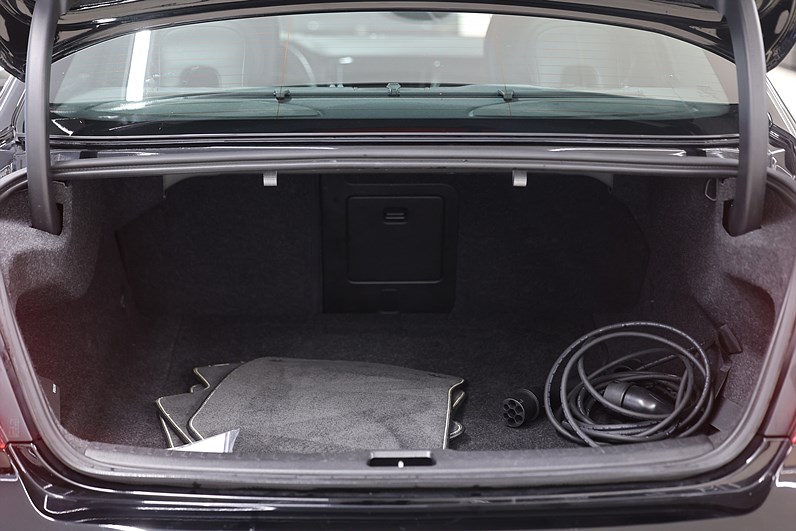 Volvo S60 T8 AWD 392hk *Kampanj!* R-Design HUD H/K 360