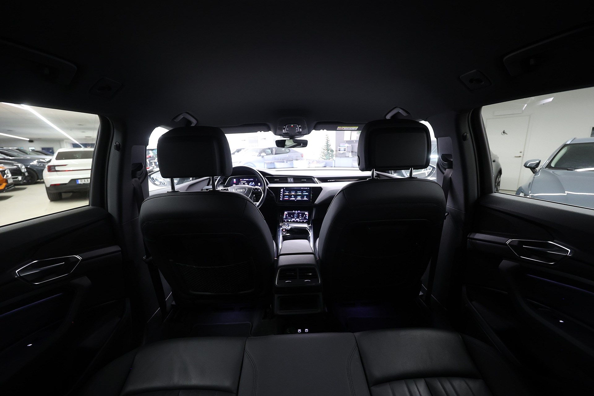 Audi e-tron 50 Quattro 313hk *Hjulkampanj!* Proline Navi B-kamera Drag MOMS