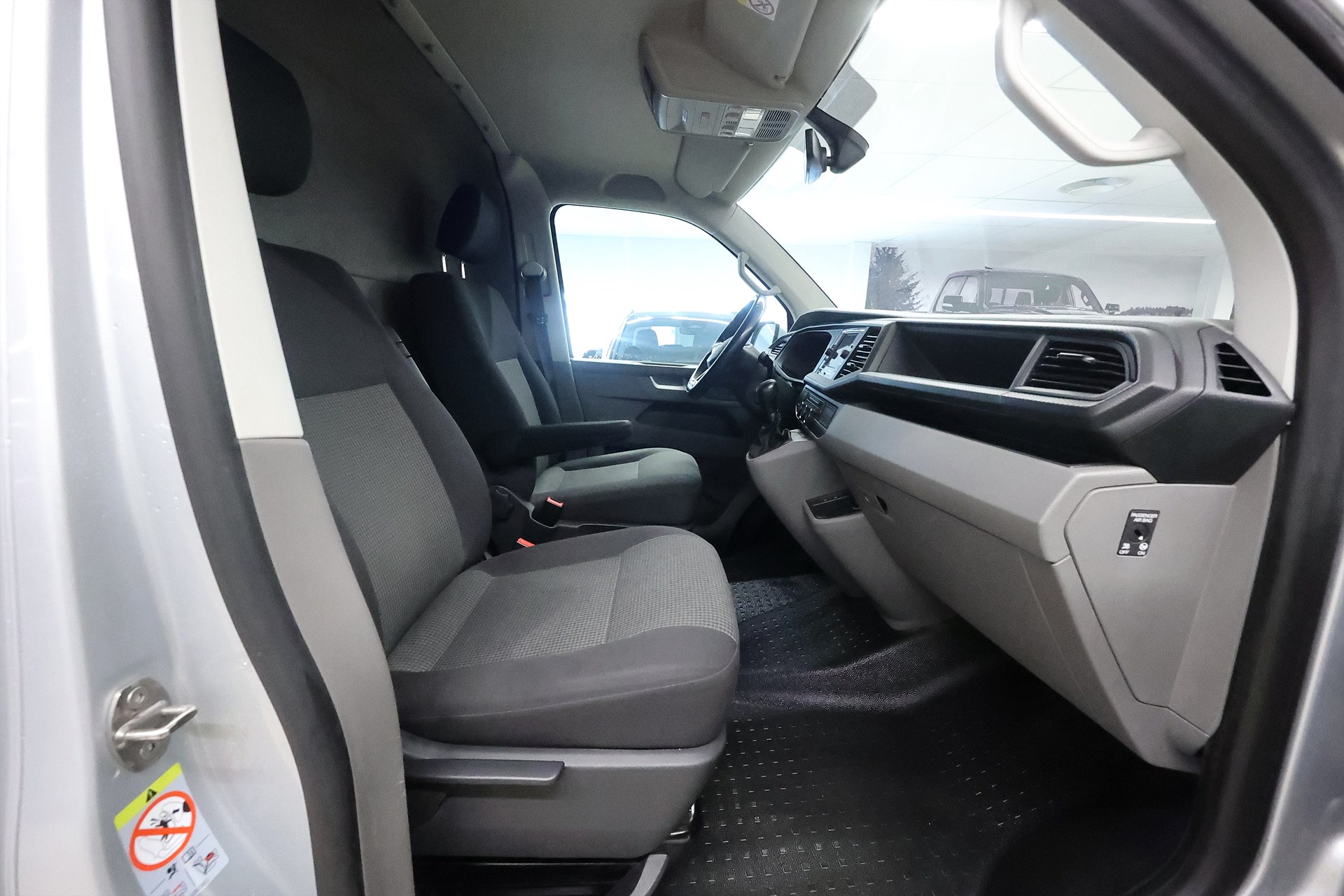 Volkswagen Transporter T30 2.0 TDI 150hk Comfort Drag CarPlay B-Kamera