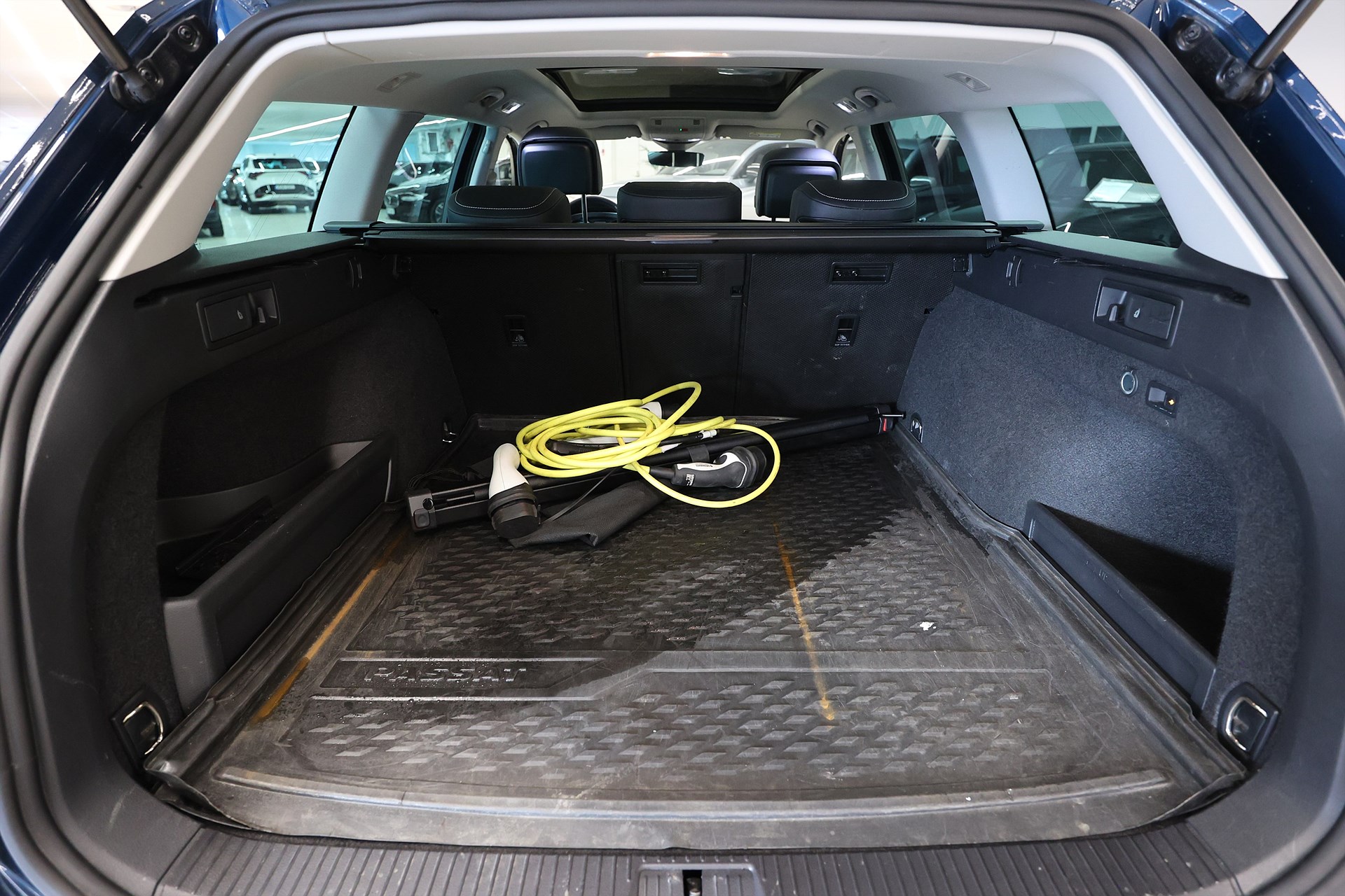 Volkswagen Passat Sportscombi GTE 218hk Pano Navi B-kamera Drag