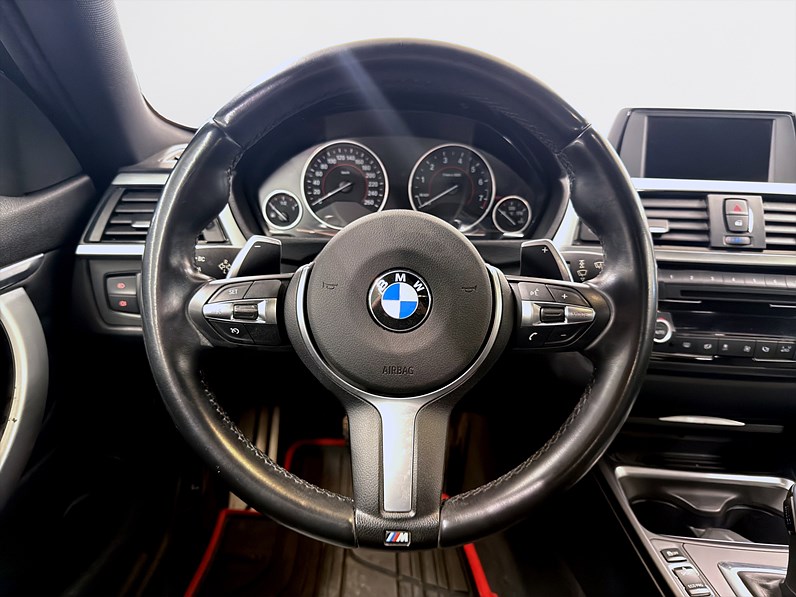 BMW 435i xDrive Coupé 306hk Helg på Moberg! M Sport Shadow Line Skinn