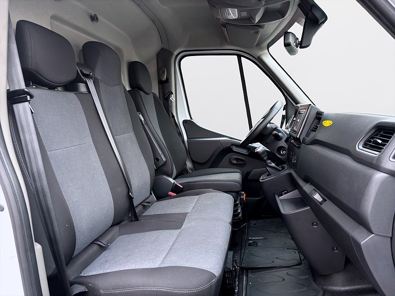 3.5 T 2.3 dCi 150hk L3 !KAMPANJ! Drag B-Kamera