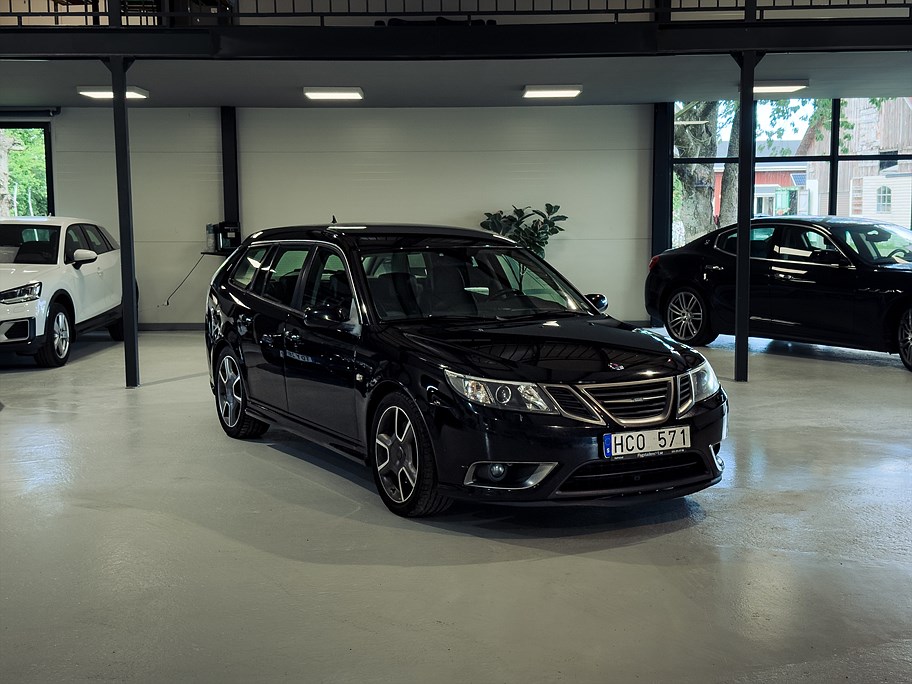 SportCombi 2.8 Turbo V6 XWD Turbo X /2 BRUKARE