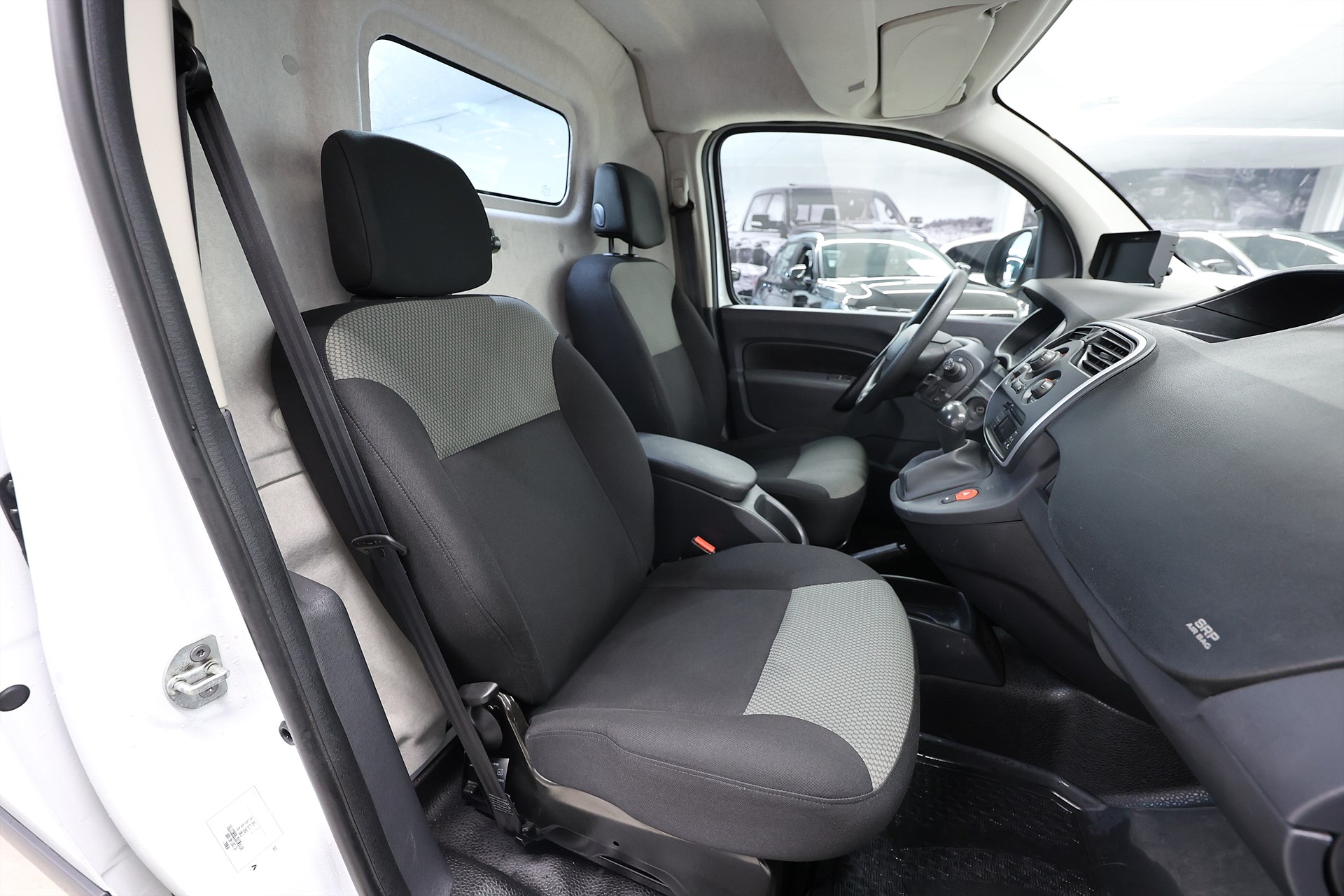 Renault Kangoo Z.E. Express Maxi 33 kWh V-inrett Drag MOMS
