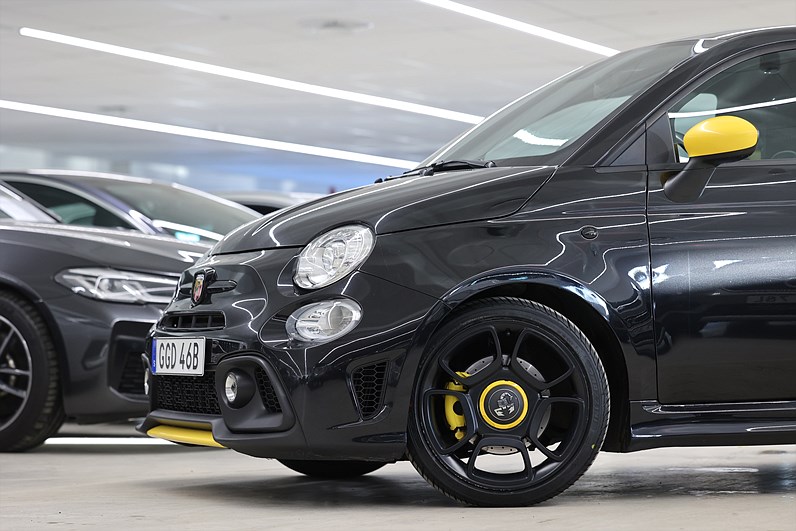 Abarth 595 1.4 T-JET 16V 160hk Pista Kit Yellow Sportavgas