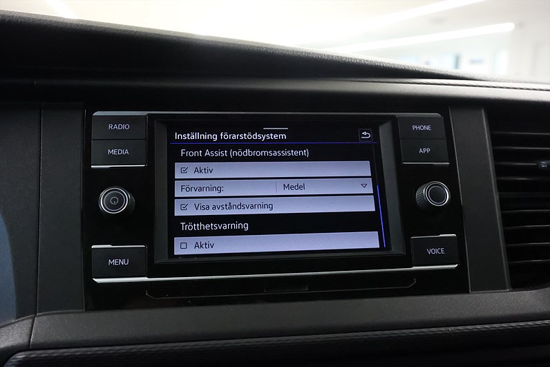 Volkswagen Transporter T30 2.0 TDI 150hk Comfort Drag CarPlay B-Kamera