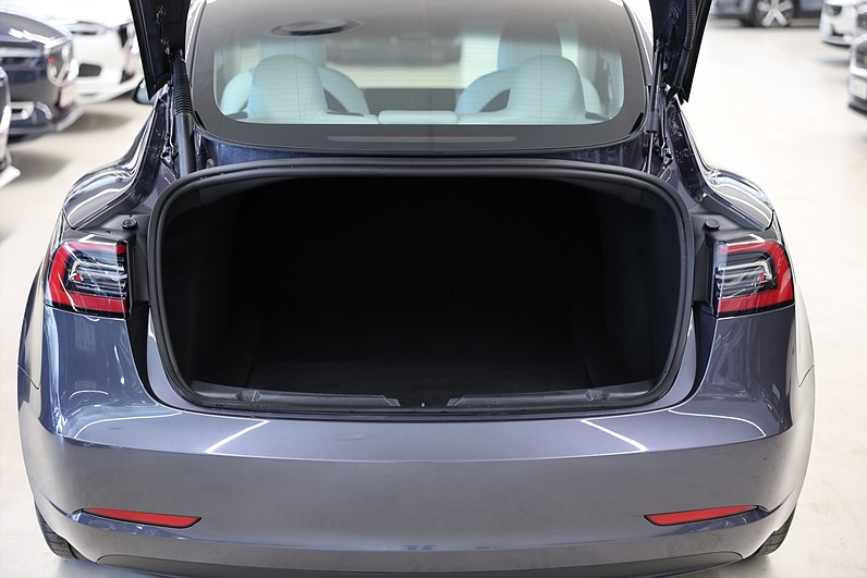 Tesla Model 3 Performance 513hk AP Premium sound Vit klädsel