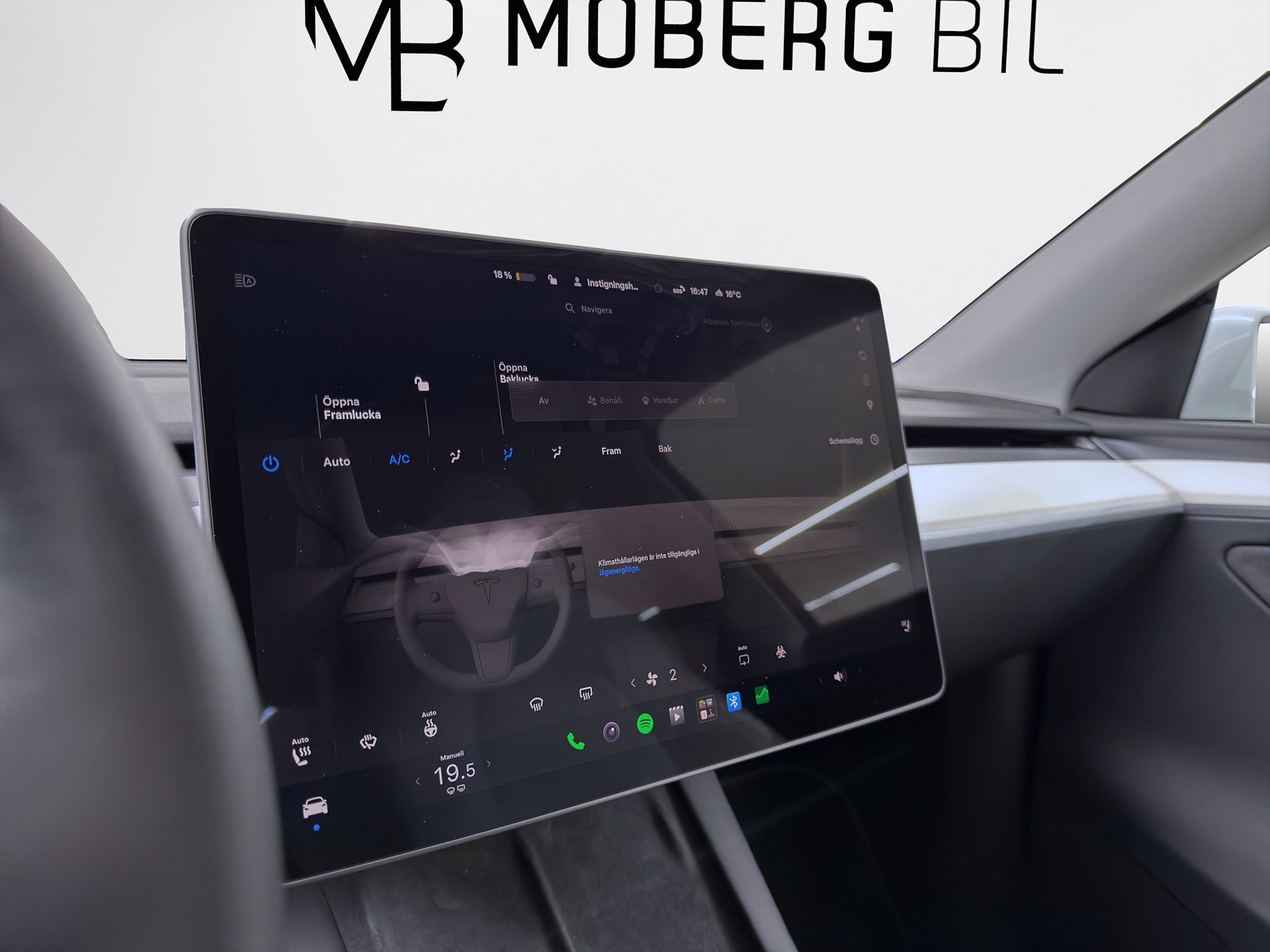 Tesla Model Y Long Range 514hk Pano Drag B-Kamera Läder MOMS