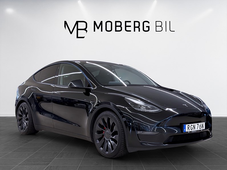 Tesla Model Y Performance 534hk Pano Läder Drag B-Kamera