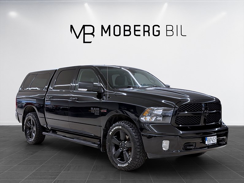 RAM 1500 Classic 5.7 V8 HEMI 4x4 395hk Drag ALPINE B-Kamera