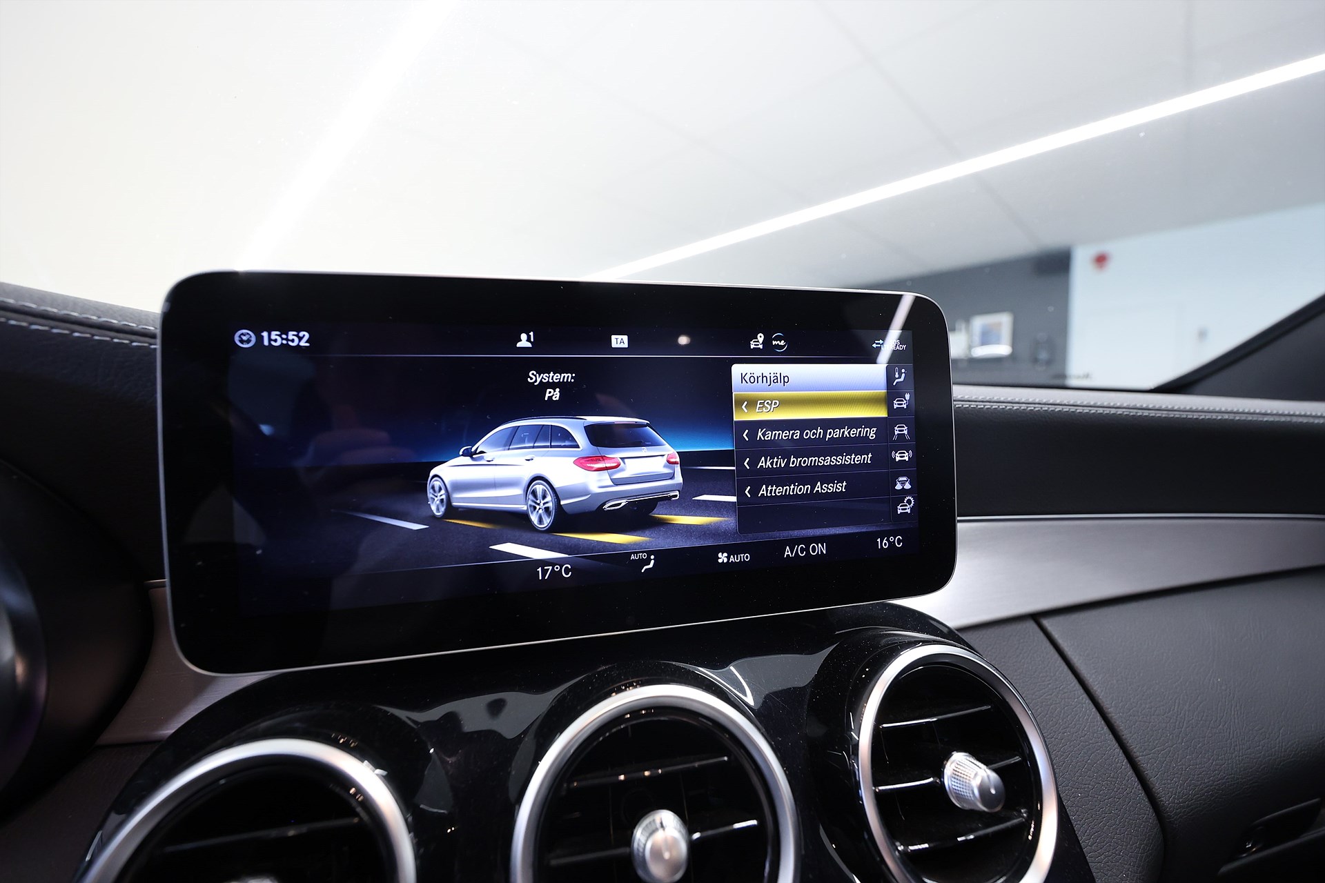 Mercedes-Benz C 300 de AMG Line Night edt B-kamera Drag
