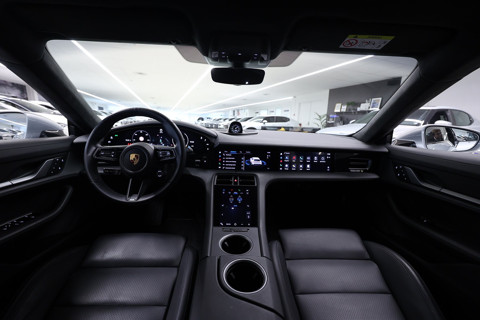 Porsche Taycan 4 Cross Turismo OffroadDesign Pano HUD BOSE 21