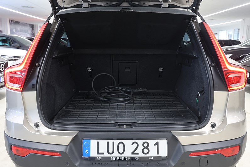 Volvo XC40 Recharge Single Motor 231hk Plus Keyless B-kamera Drag