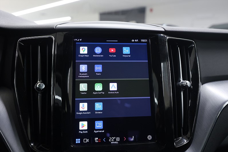 Volvo XC60 Recharge T6 AWD 340hk Momentum Pano Drag