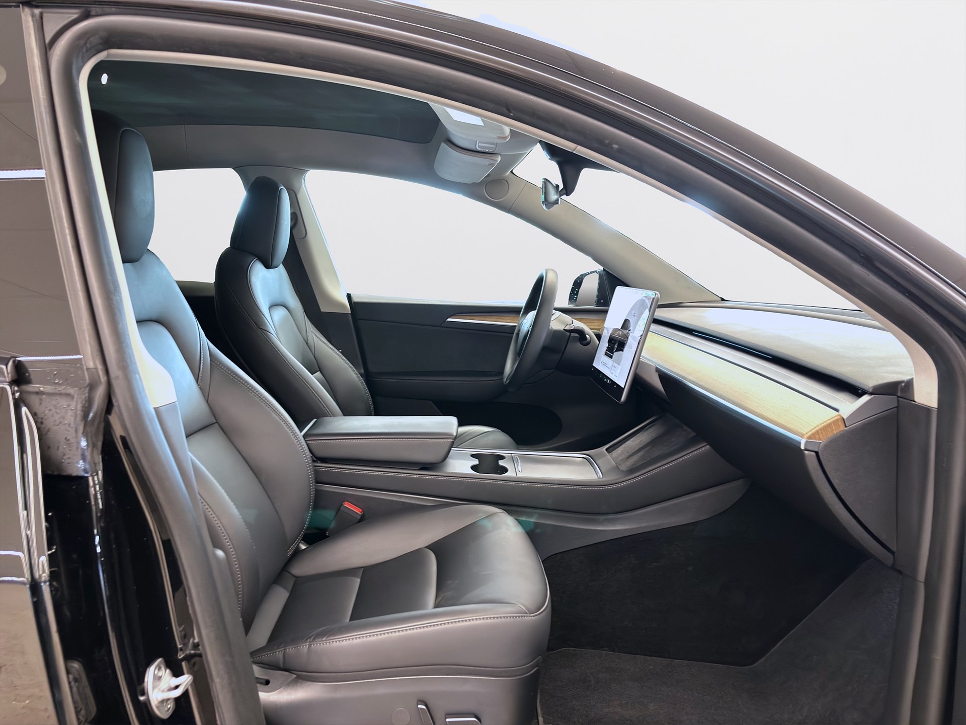 Tesla Model Y Standard Range 299hk Helg på Moberg! Pano B-Kamera