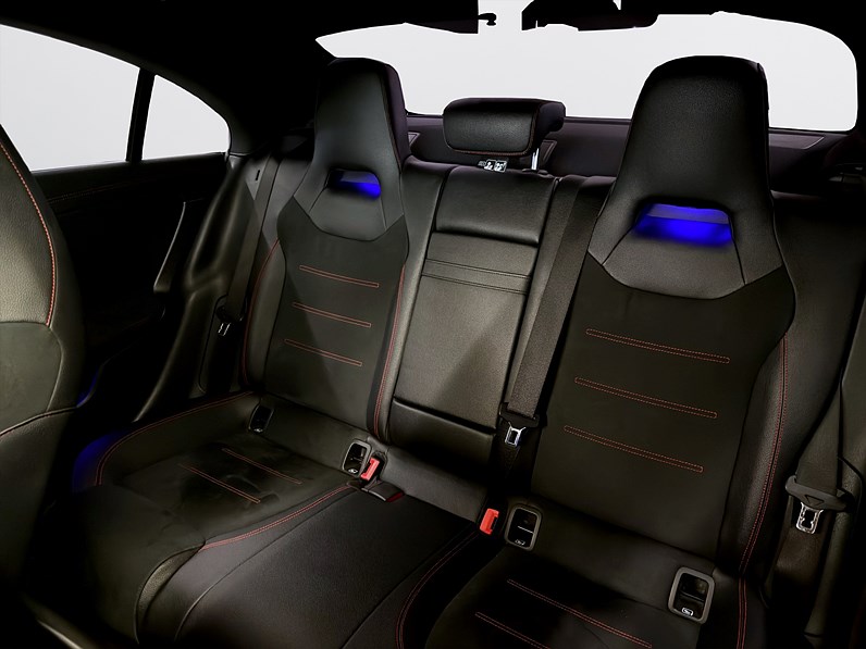 Mercedes-Benz CLA 250 4MATIC AMG Bur Navi Keyless PDC