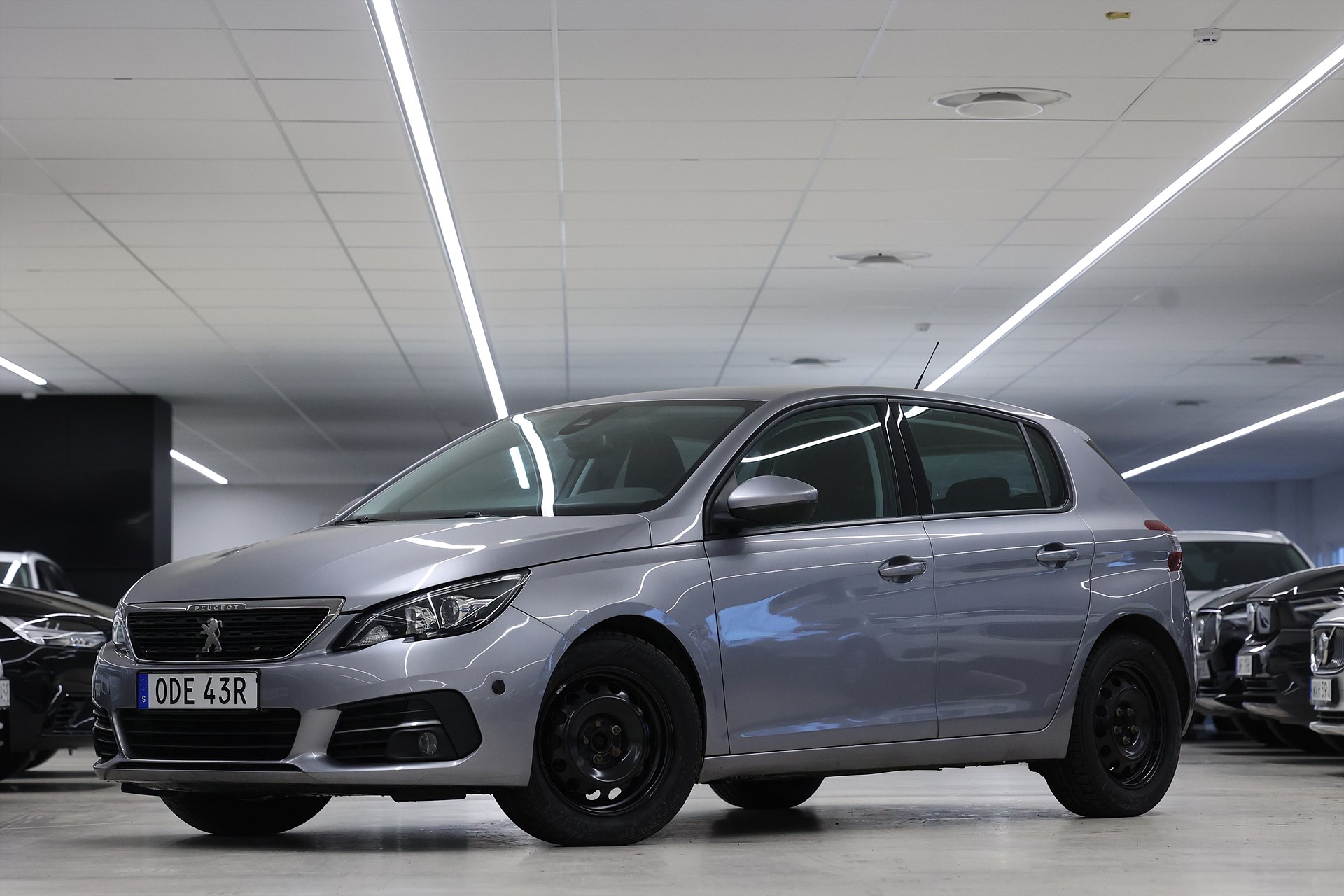 Peugeot 308 1.5 BlueHDi 130hk *Hjulkampanj!* Active PDC Värmare