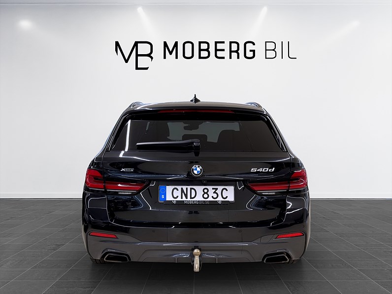 BMW 540d xDrive Touring 340hk M Sport Pano HUD H/K Nappa