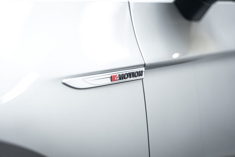 Volkswagen Passat 2015 - miniatyr 4