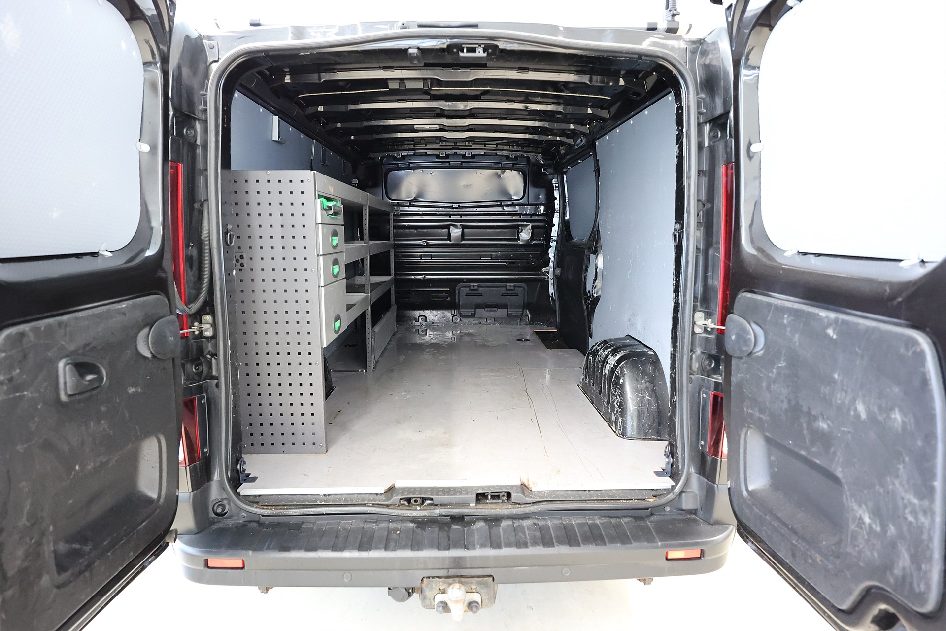 Nissan Primastar 2.0 dCi 150hk Tekna L2H1 Navi V-Inrett Värmare Drag B-Kamera