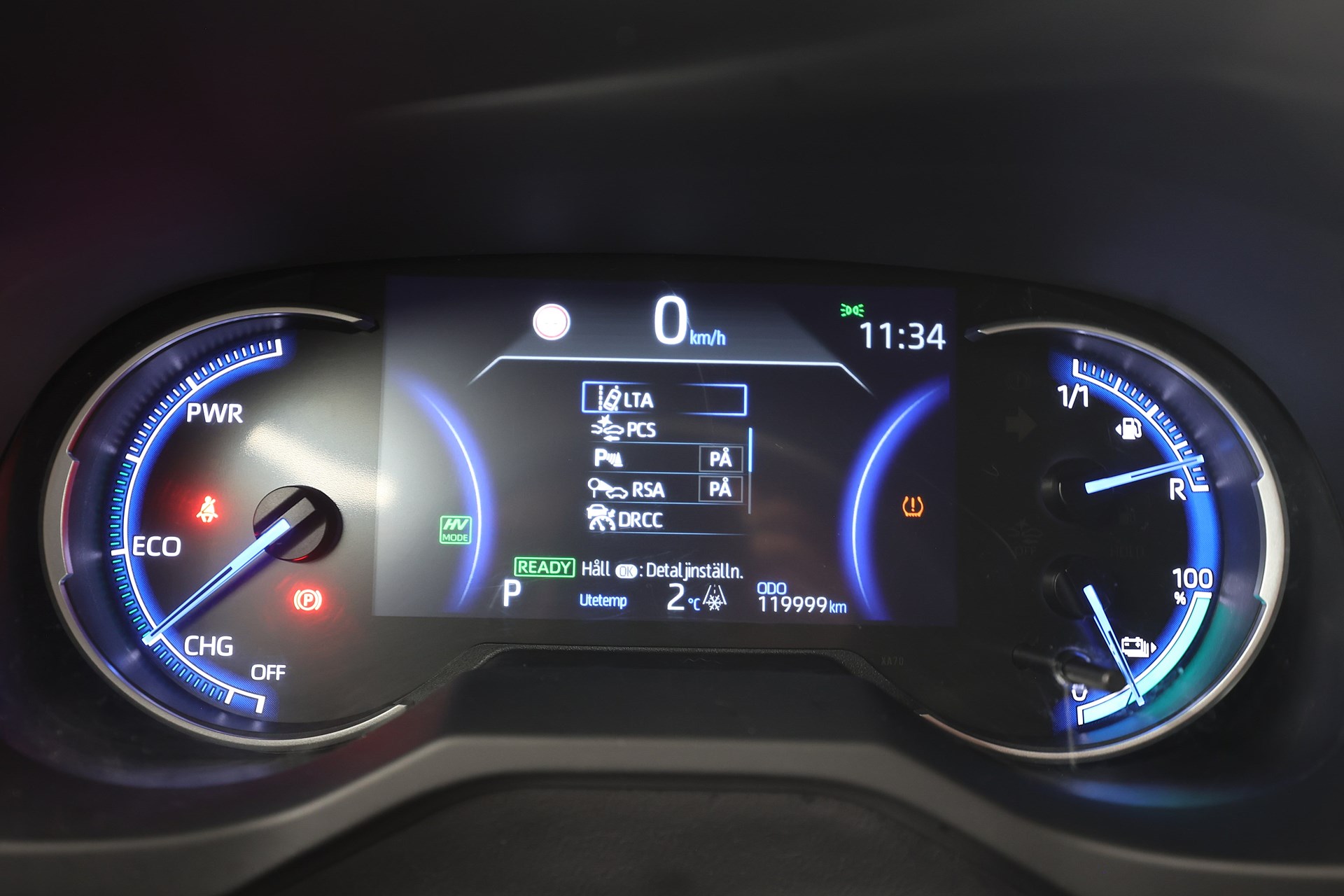 Toyota RAV4 Plug-in Hybrid 306hk Active Drag B-kamera