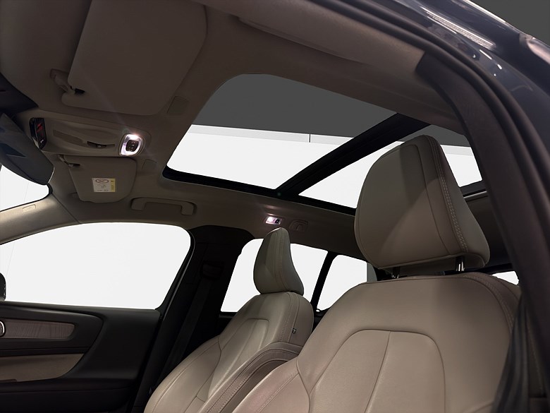 Volvo XC40 Recharge T5, 1 brukare, Inscription, Kamera, Navi 2021, blå – bild 14 av 24, begagnad hos Niber i Järfälla