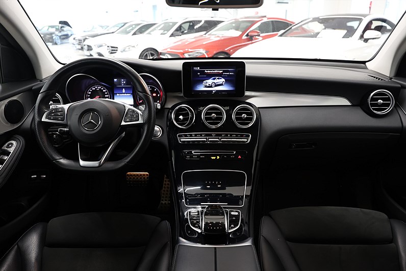 Mercedes-Benz GLC 220 d 4M Coupé 170hk AMG Night Värmare Drag