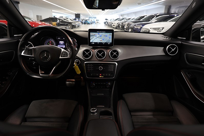 Mercedes-Benz CLA 220 d SB 177hk AMG H/K Pano Navi