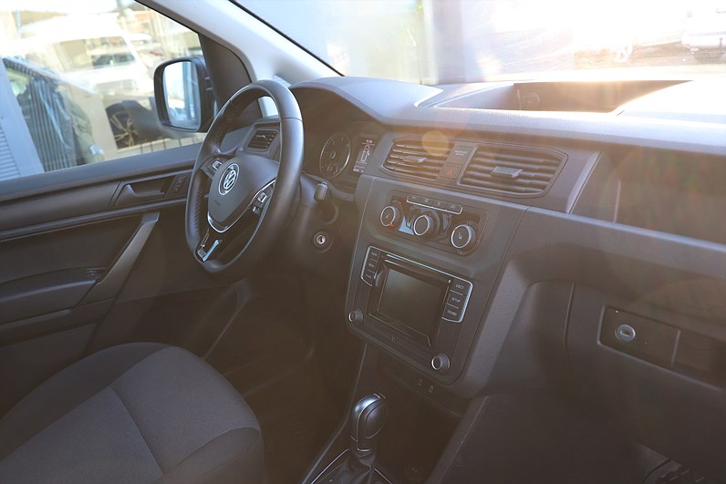 Volkswagen Caddy 2.0 TDI Maxi 102hk Värmare Drag LEASBAR