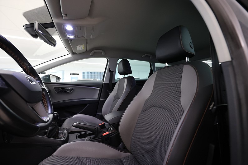 Seat Leon X-Perience 1.6 TDI 4Drive 110hk B-kamera Carplay