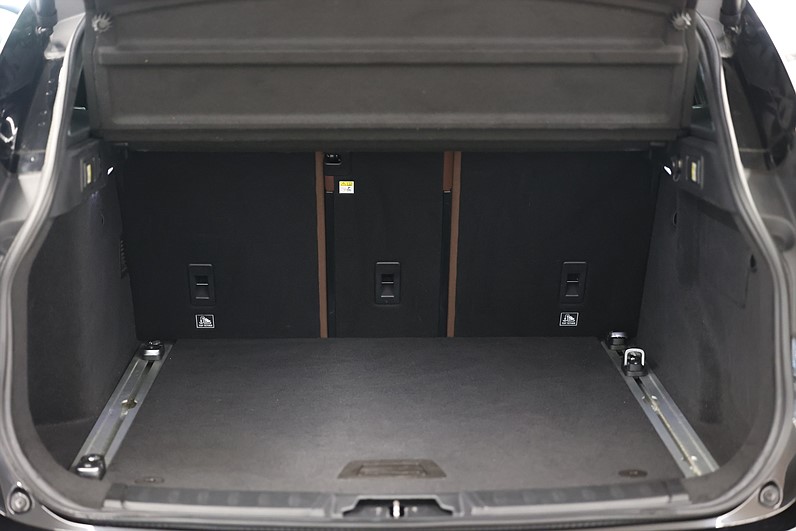 Jaguar F-Pace S AWD 380hk Pano Meridian Skinn Drag Navi