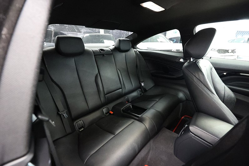 BMW 428i Coupé 245hk M Sport Shadow Line Navi Skinn PDC