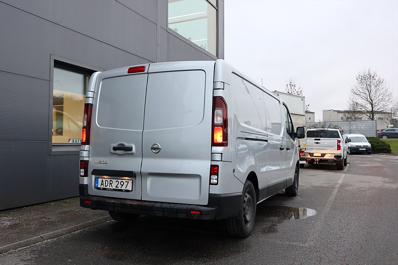 Nissan NV300 1.6 dCi 120hk L2H1 Värmare Nyservad