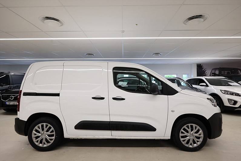 Citroën Berlingo 1.5 BlueHDi 130hk L1 Värmare 3-Sits PDC MOMS