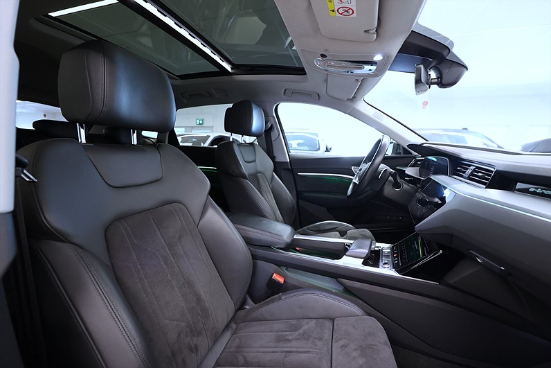 Audi e-tron 50 Quattro 313hk Proline Advanced Matrix Pano B&O Drag