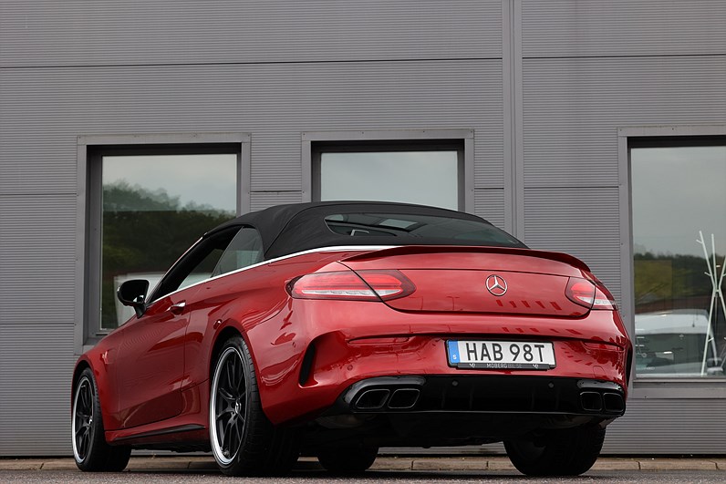 Mercedes-Benz C 63 S AMG Cabriolet 510hk Burmester AMG Drivers Package