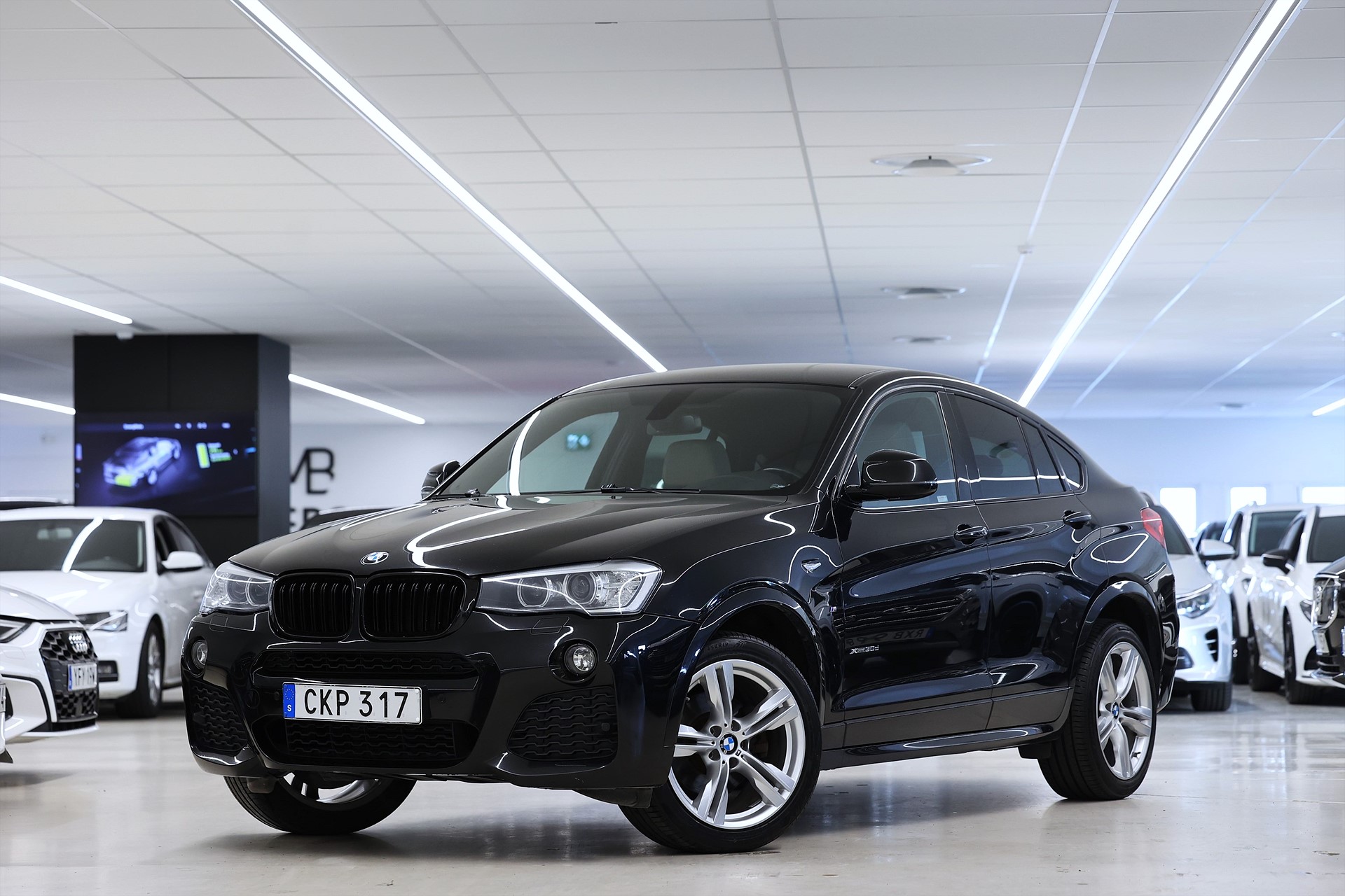 BMW X4 xDrive 30d 258hk M-Sport Värmare Drag Skinn Hifi