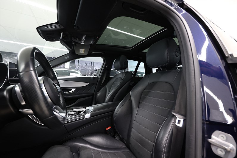 Mercedes-Benz C 220 d T 194hk AMG Pano Premium Värmare Drag