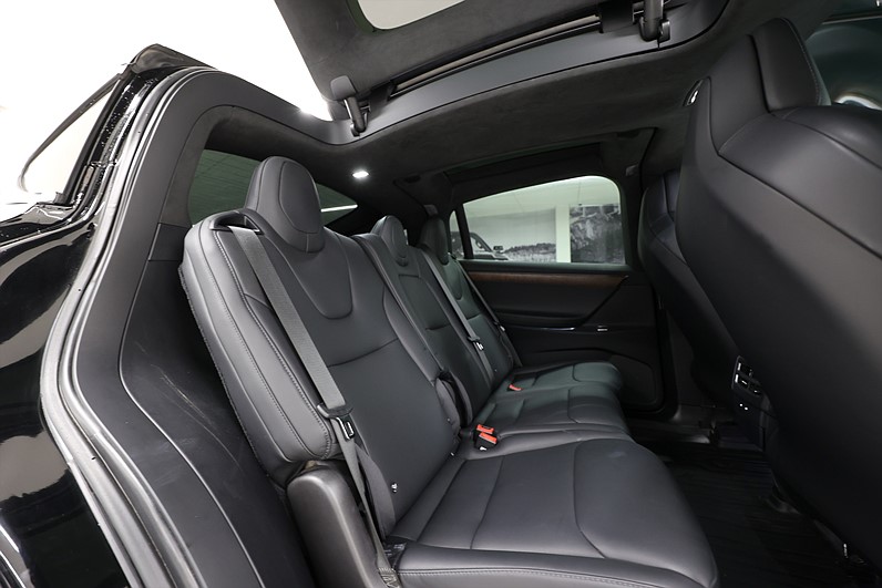 Tesla Model X 100D AWD 525hk AP 2.5 Premium Drag
