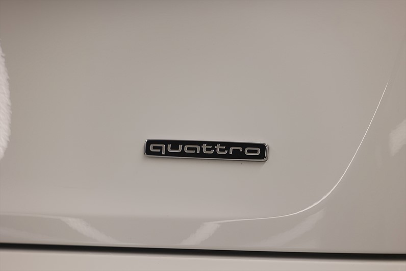 Audi Q5 40 TDI Quattro 190hk Proline Sport Värmare Drag