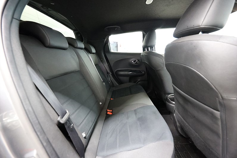 Nissan Juke 1.2 DIG-T 115hk N Connecta Color Pack Drag B-kamera