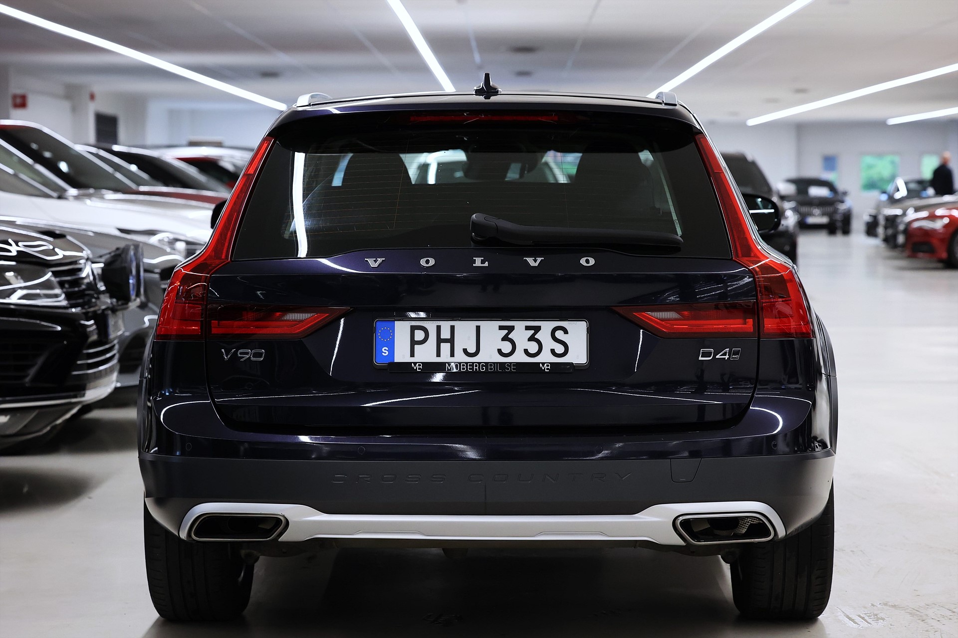 Volvo V90 Cross Country D4 AWD 190hk Momentum Navi Värmare