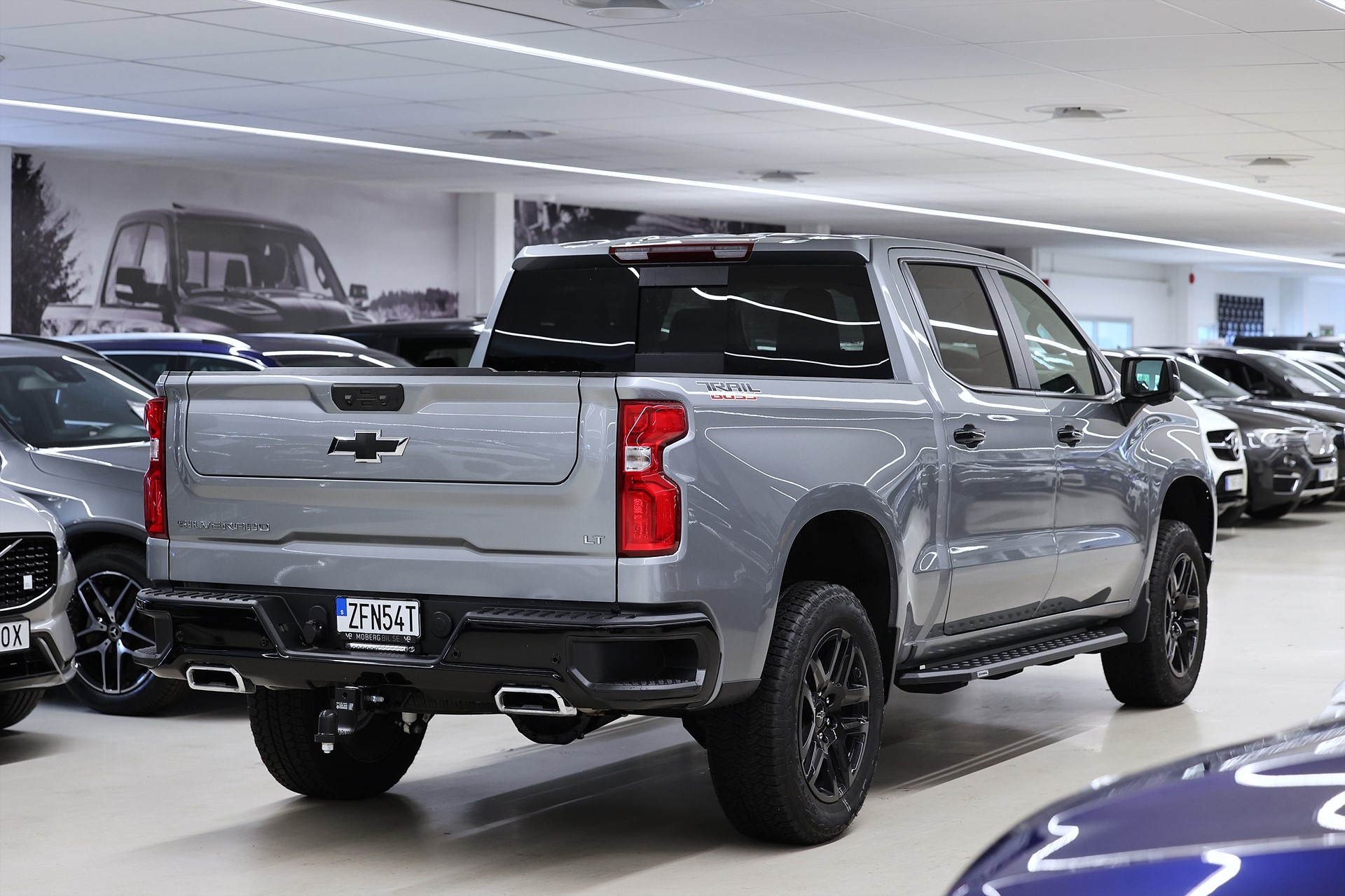 Chevrolet Silverado Trail Boss 6.2L V8 Z71 Off-Road Höjning Fabrik Tailgate