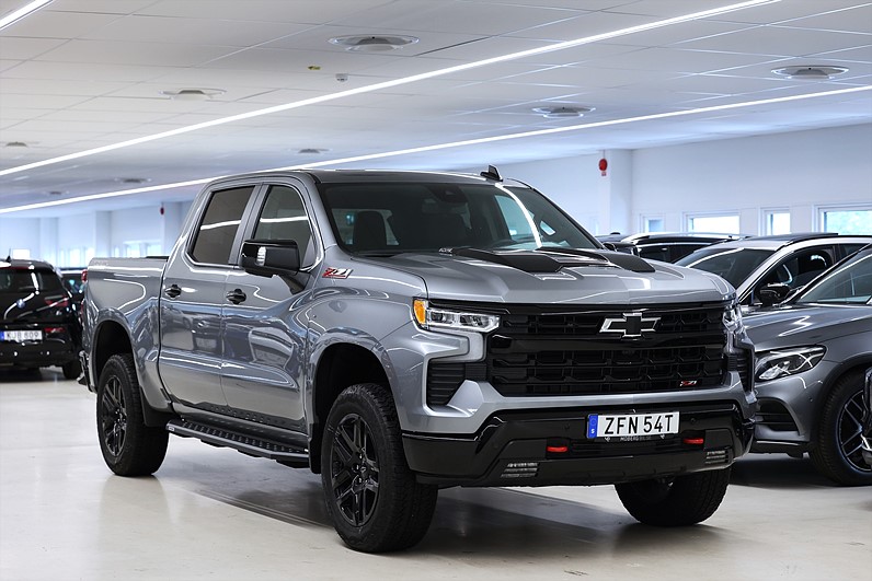 Chevrolet Silverado Trail Boss 6.2L V8 Z71 Off-Road Höjning Fabrik Tailgate