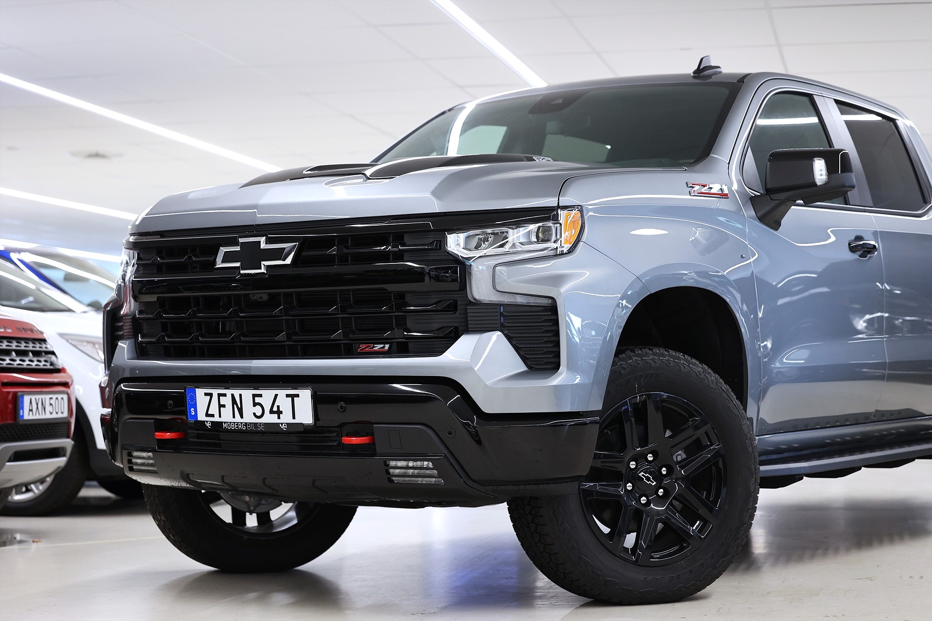 Chevrolet Silverado Trail Boss 6.2L V8 Z71 Off-Road Höjning Fabrik Tailgate