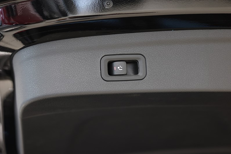 Mercedes-Benz GLE 63 S AMG 4M+ 612hk Pano HUD Burmester Drag