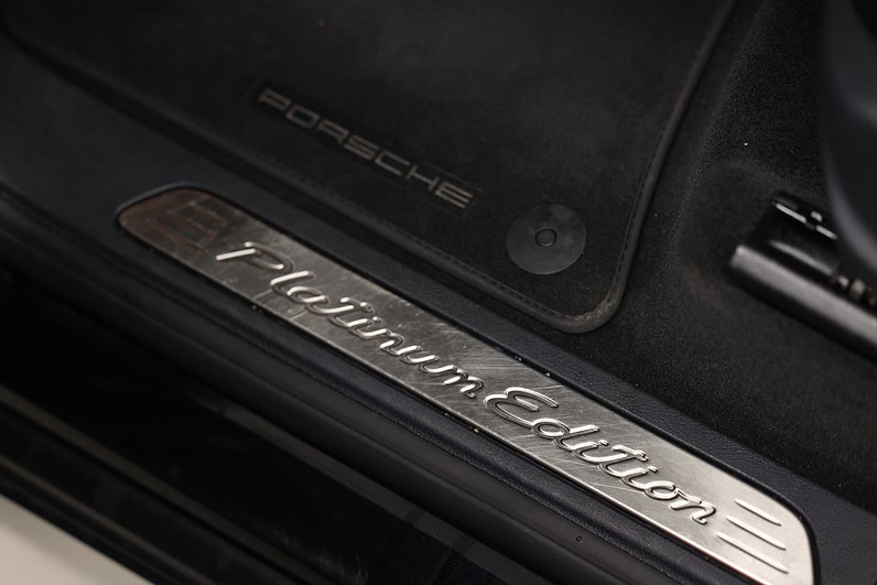 Porsche Cayenne Diesel 262hk Platinum Edt. Bose Navi Drag