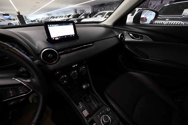 Mazda CX-3 2.0 121hk Optimum BOSE HUD Navi Keyless