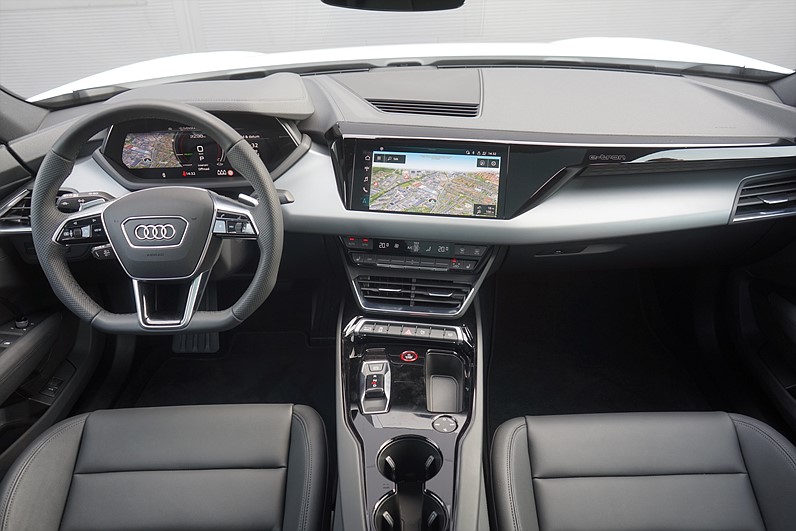 Audi E-Tron GT 60 quattro 476hk Matrix Cockpit Pano Omgående leverans